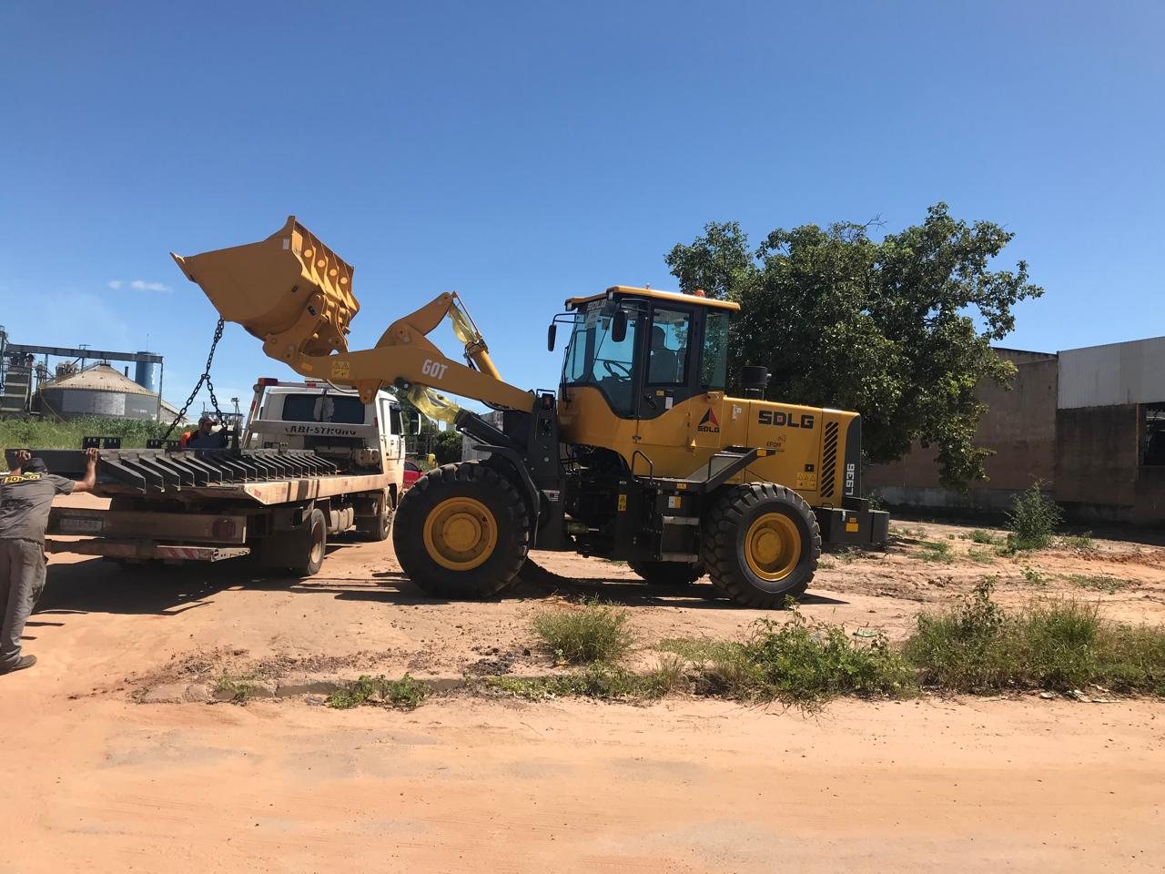 Pá carregadeira SDLG 936 da JDS